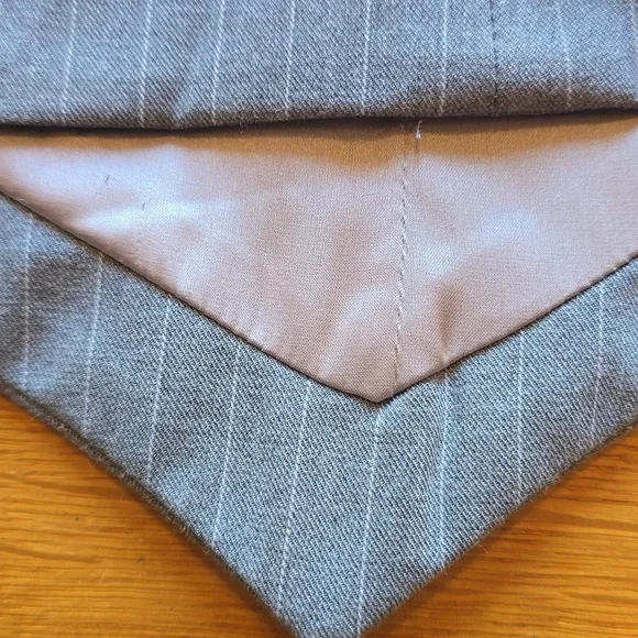 Heartloom, Light Gray Pinstripe Vest, EUC, Women's L - Picture 11 of 13